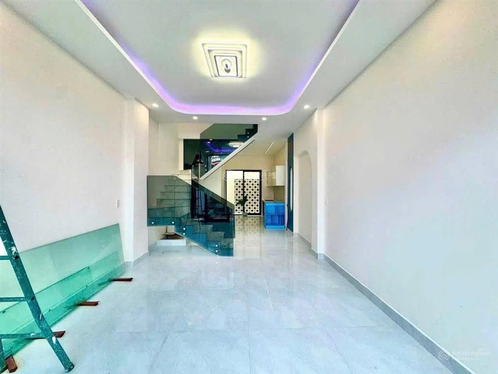Bán nhà riêng 63m2, 3.88tỷ tại khu phố đông b, p đông hoà, dĩ an, bình dương