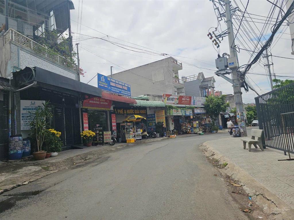 Bán gấp nhà riêng tại trần quốc toản nối dài phường dĩ an, 231m2 ngang 13.8m giá rẻ