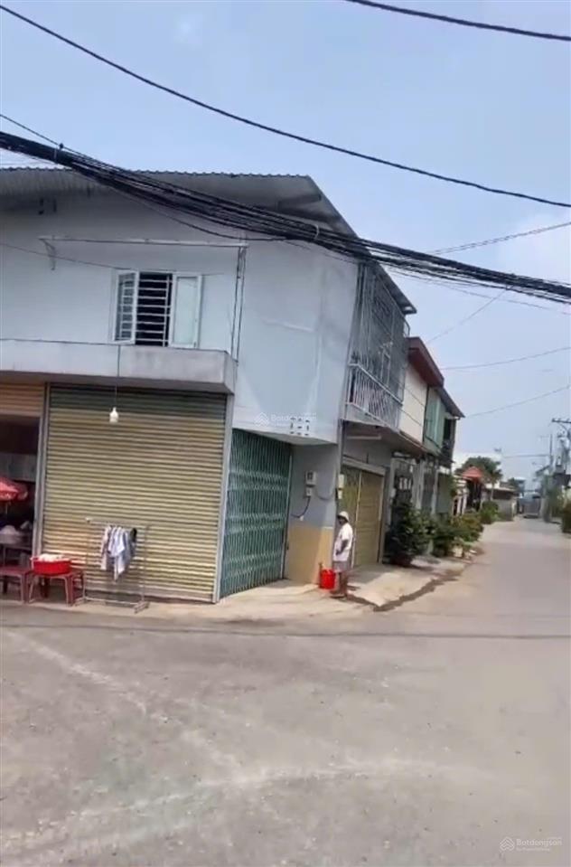 Bán nhà 1 lầu góc 2 mặt tiền thạnh lộc và bờ kênh q12, tphcm, chỉ 900tr
