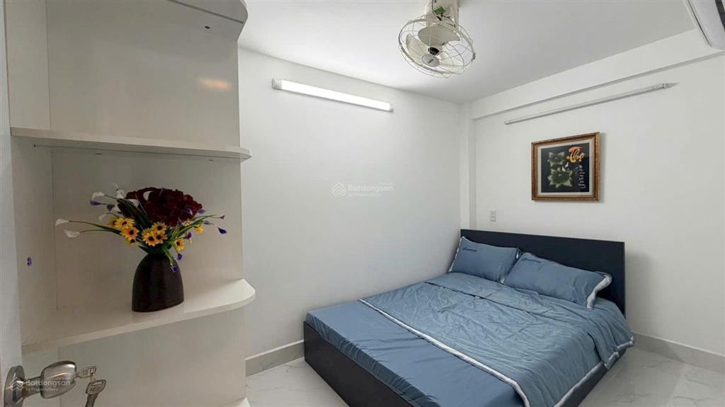 Bán nhanh nhà đẹp, nội thất mới, khu dân cư an ninh, thuận tiện di chuyển, đủ tiện ích xung quanh