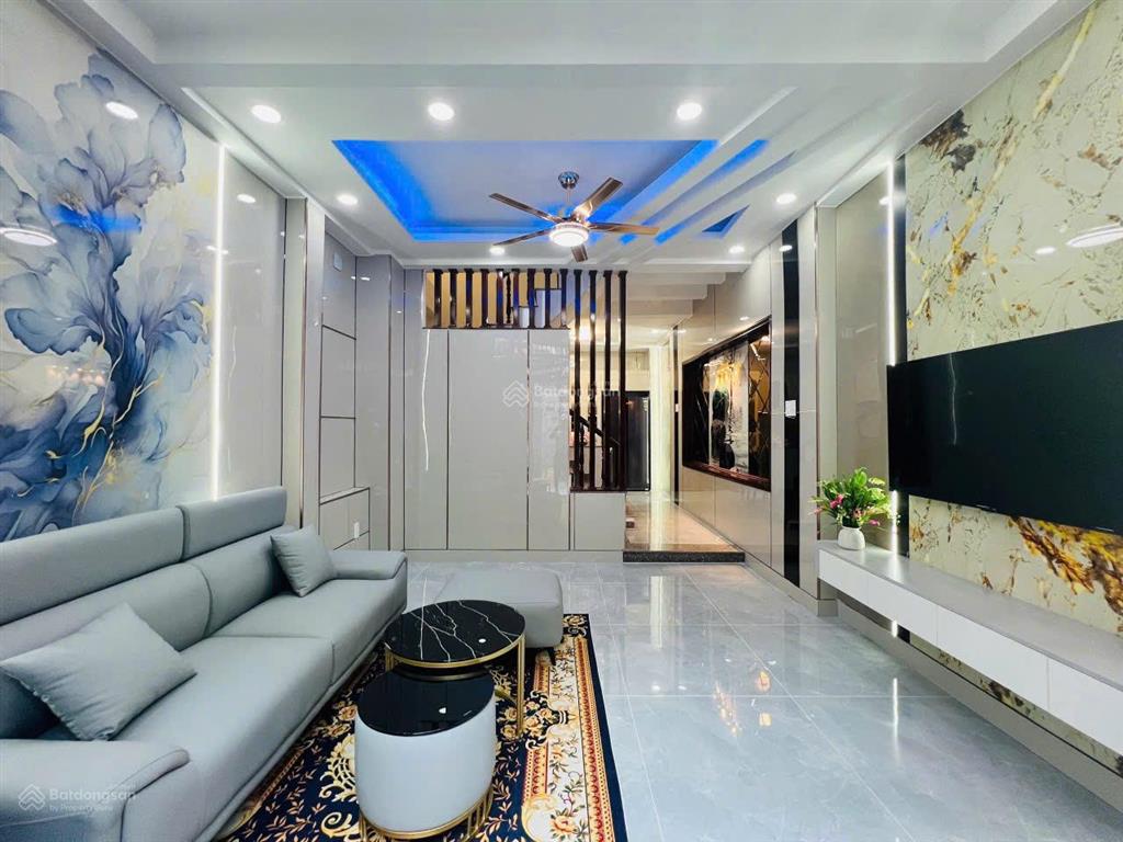 Lên sóng nhà vị trí đẹp, tặng full nội thất, đủ công năng, khu dân cư an ninh, thuận di chuyển