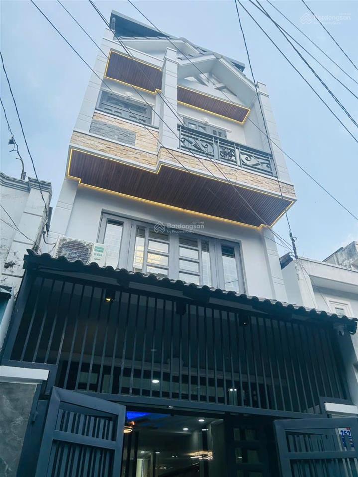 Lên sóng nhà vị trí đẹp, tặng full nội thất, đủ công năng, khu dân cư an ninh, thuận di chuyển