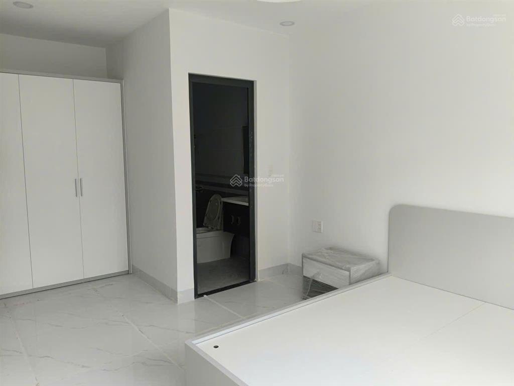 Cho thuê bt 4pn, 4wc, 90m2 tại phúc an city, giá siêu hời 16 triệu