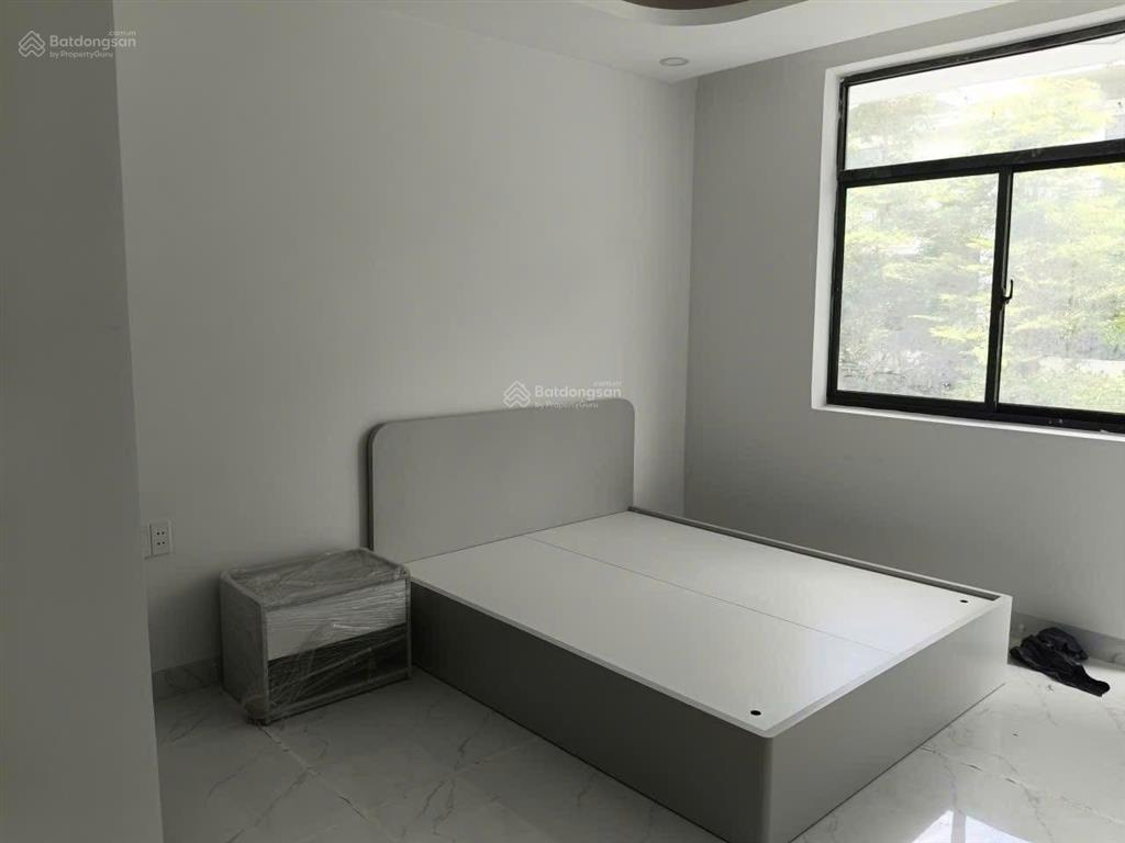 Cho thuê bt 4pn, 4wc, 90m2 tại phúc an city, giá siêu hời 16 triệu