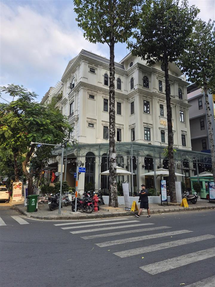 Giảm mạnh 7 tỷ siêu phẩm nhà phố hưng gia hưng phước, phú mỹ hưng từ 70 tỷ xuống còn 63 tỷ cần bán