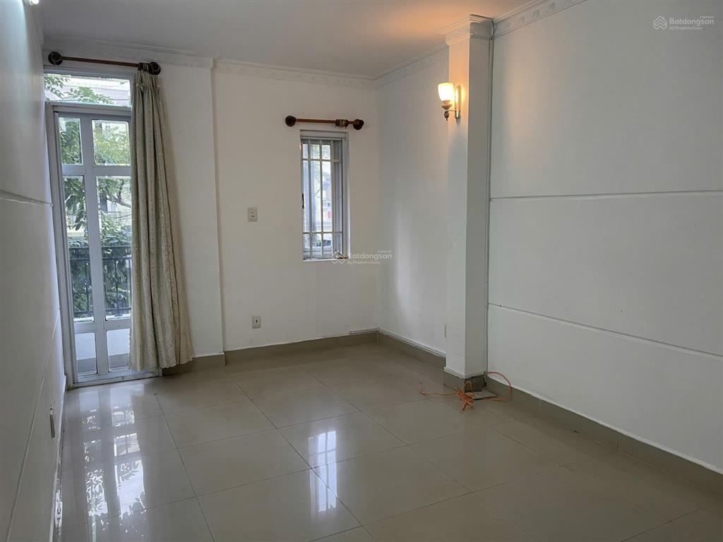 Giảm giá từ 33 tỷ xuống còn 30 tỷ, cần bán nhà phố hưng gia 3 phú mỹ hưng, quận 7