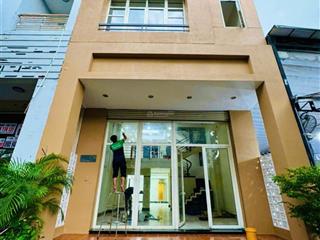 Giảm giá từ 33 tỷ xuống còn 30 tỷ, cần bán nhà phố hưng gia 3 phú mỹ hưng, quận 7