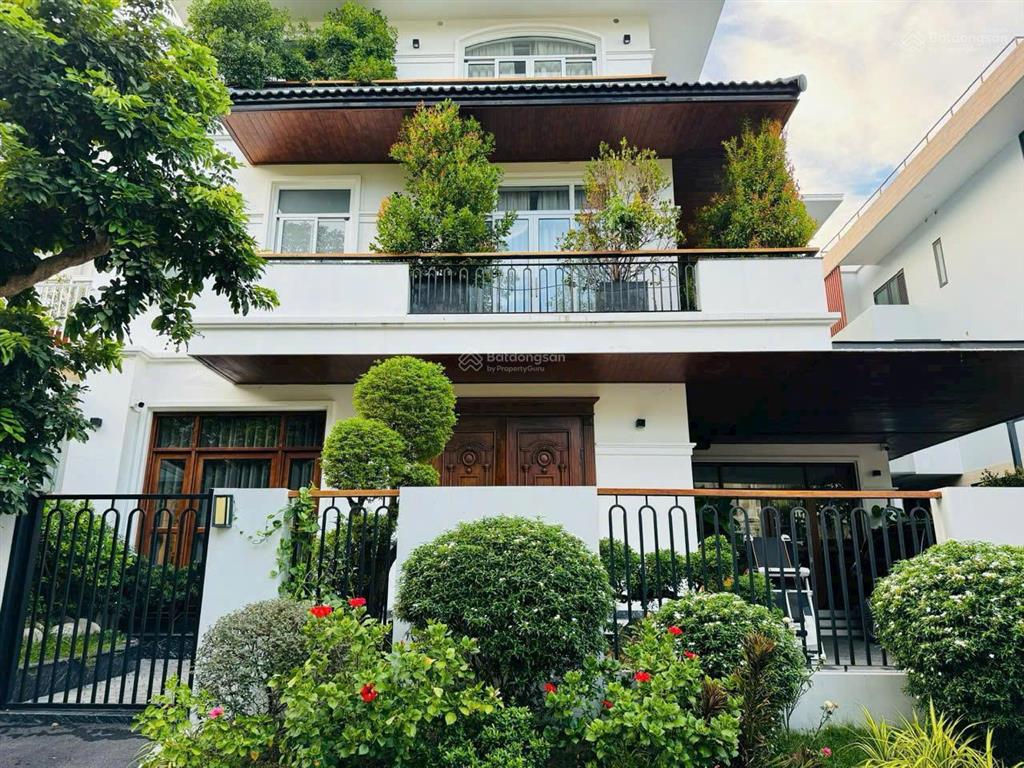 Chỉ với 66 tỷ là anh chị em đã được ngay căn biệt thự sang trọng, căn góc sân vườn mỹ thái 2b, q7
