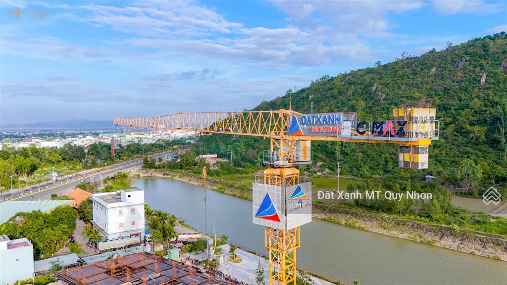 Duy nhất 1 căn nhà 5 tầng quy nhơn view sông shophouse solera giá chỉ 30tr/m2