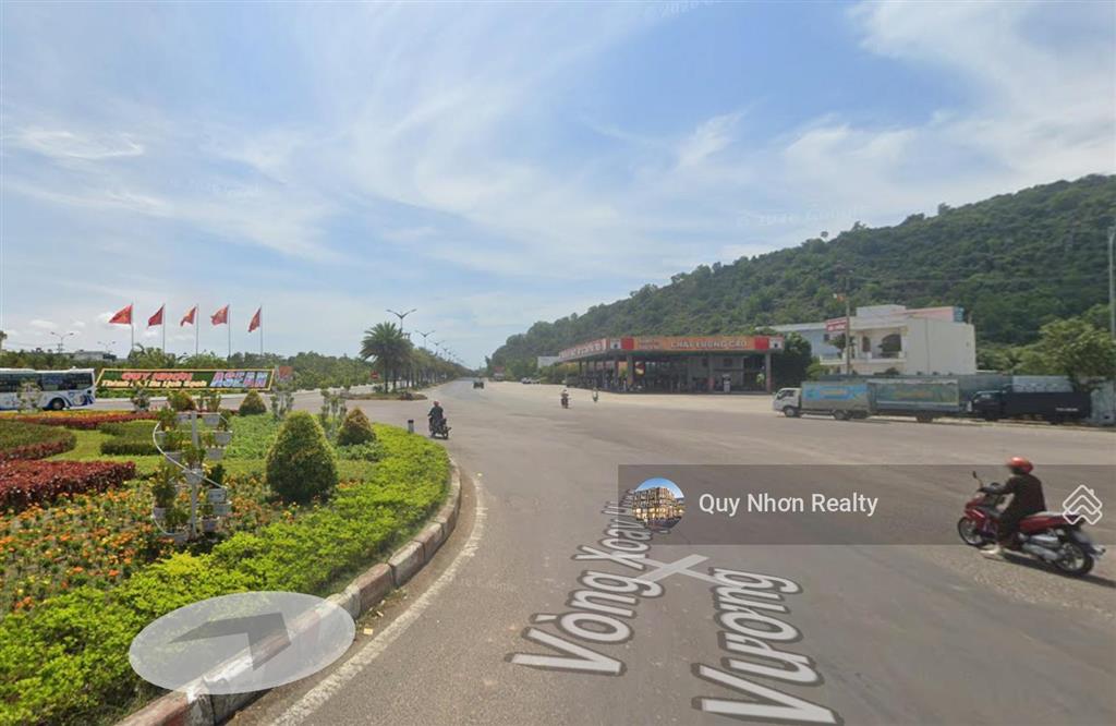 Bán nhà 5 tầng mt hùng vương, rộng 1000m2 sàn, 300m2 đất, mặt tiền sang xịn