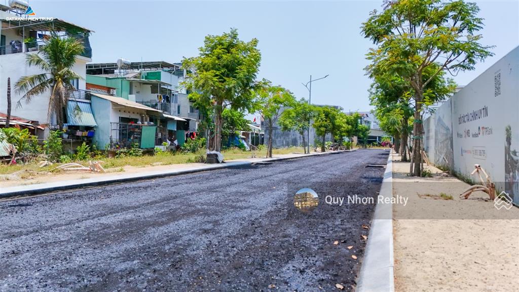 Bán đất nền mặt tiền đối lưng đường quang trung bồng sơn