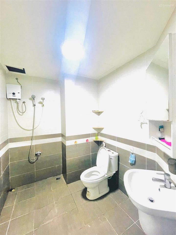 Bán căn hộ sát phú mỹ hưng 3 phút 2pn2wc 84m2 sẵn sổ