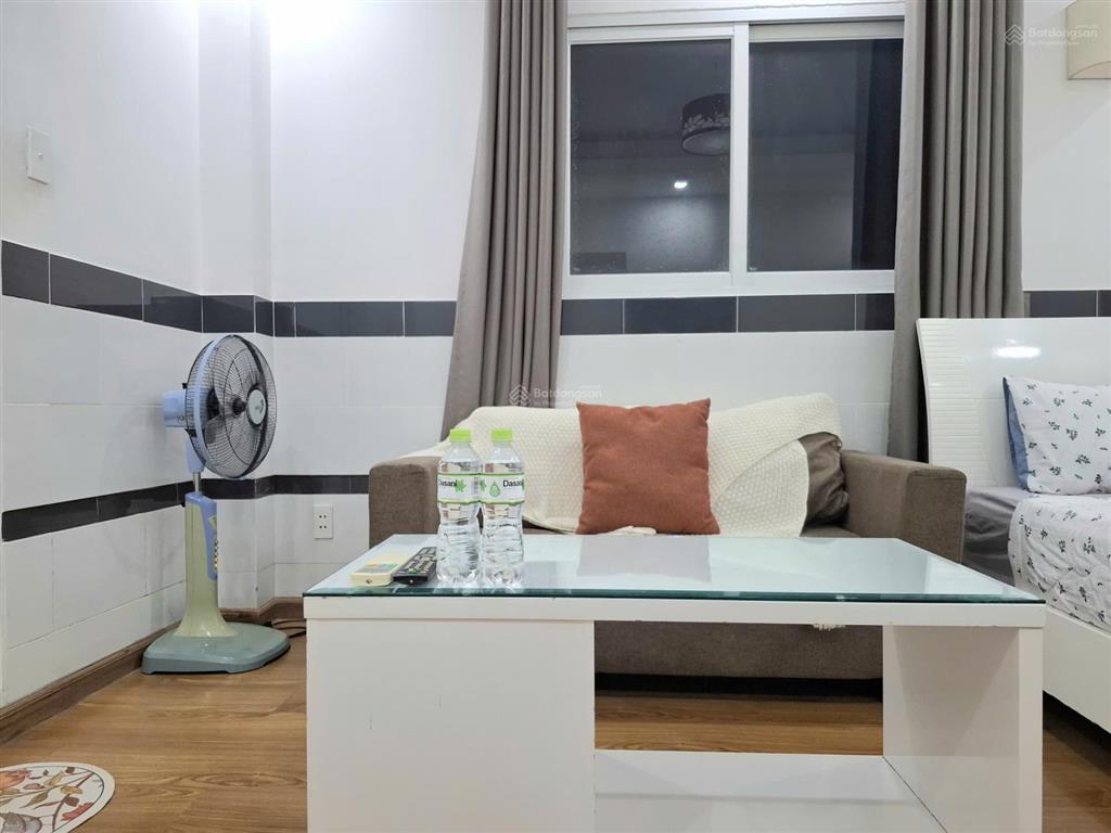 Chính chủ cho thuê phòng, đường âu dương lân, quận 8,  0932 629 ***