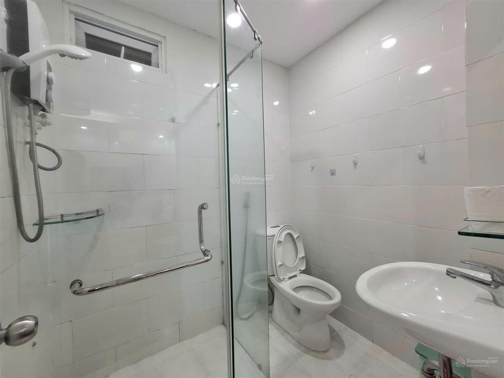 Chính chủ cho thuê phòng, đường âu dương lân, quận 8,  0932 629 ***
