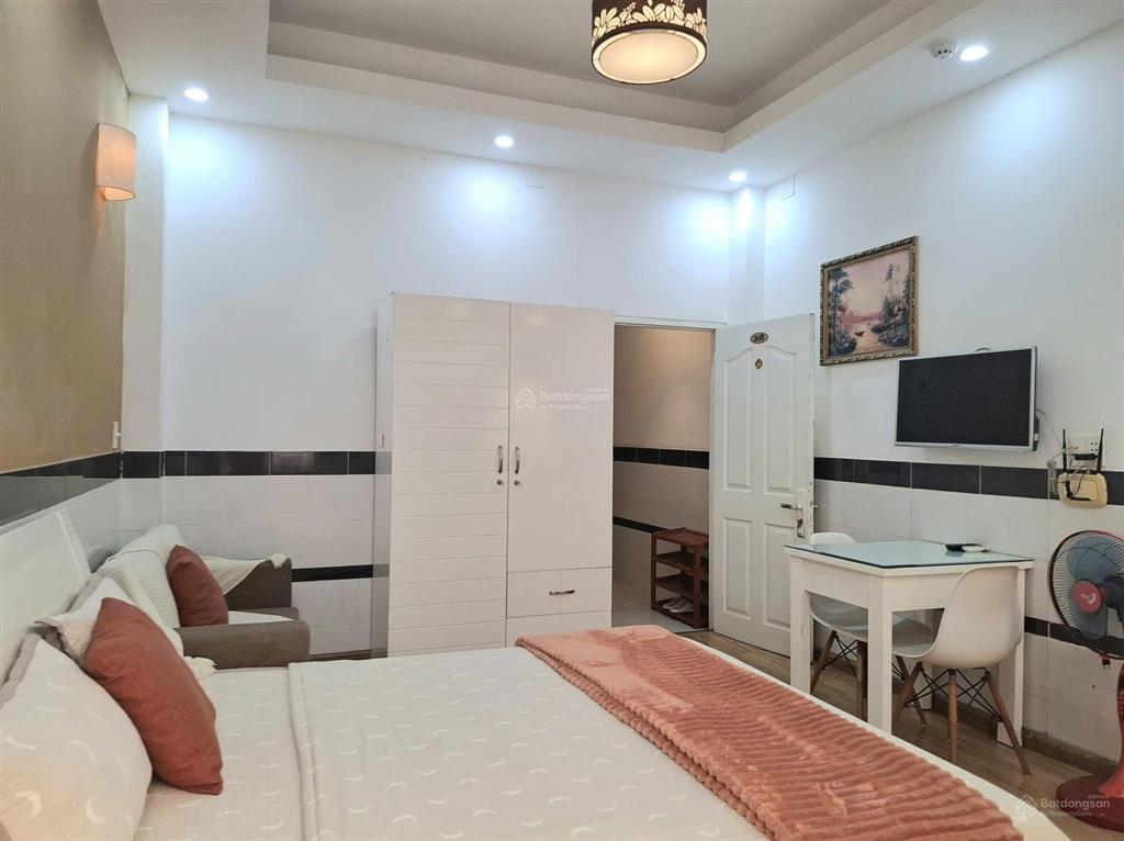 Cho thuê căn hộ 1 pn 32m2, giá chỉ 7,5 triệu/th, ở 181 âu dương lân, q8, hcm, giá tốt