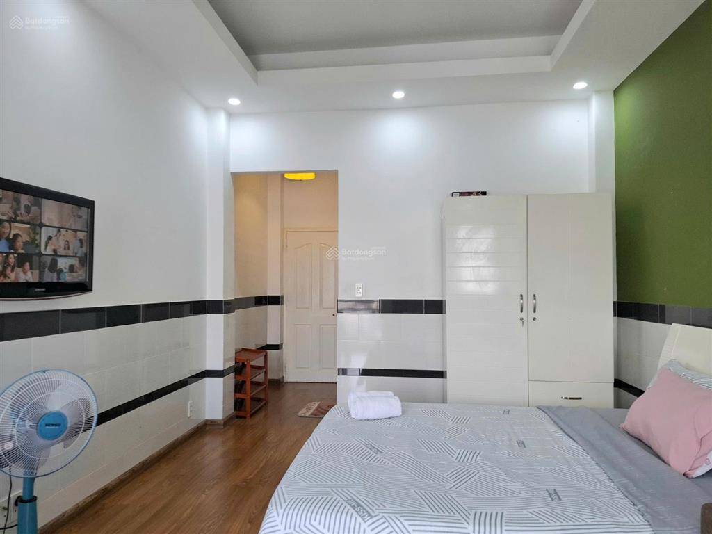 Cho thuê chdv 35m2, giá tốt tại âu dương lân, q8, tp.hcm