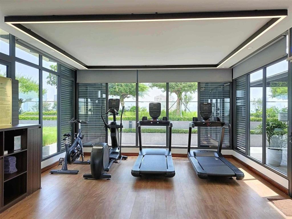 Bán quỹ căn ngoại giao 2pn 2wc full nt tại the gloria. sổ đỏ. nhận nhà ở ngay. 0785 577 ***