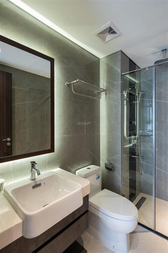 Bán căn 2pn 2wc giá hời the gloria. sẵn sổ đỏ, nhận nhà ở ngay. hướng đn, view hồ thành công