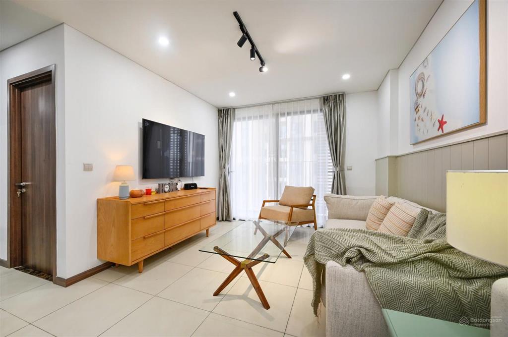 Cho thuê cc 3pn, 2wc, 106m2, 29 triệu tại hado centrosa garden, q10, hcm