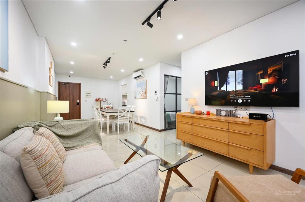 Cho thuê cc 3pn, 2wc, 106m2, 29 triệu tại hado centrosa garden, q10, hcm