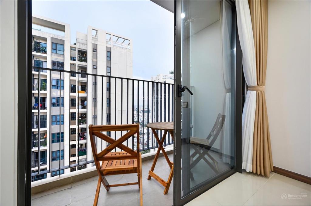 Cho thuê căn hộ 3pn, 2wc, 107m2 tại hado centrosa garden, 29 triệu vnd