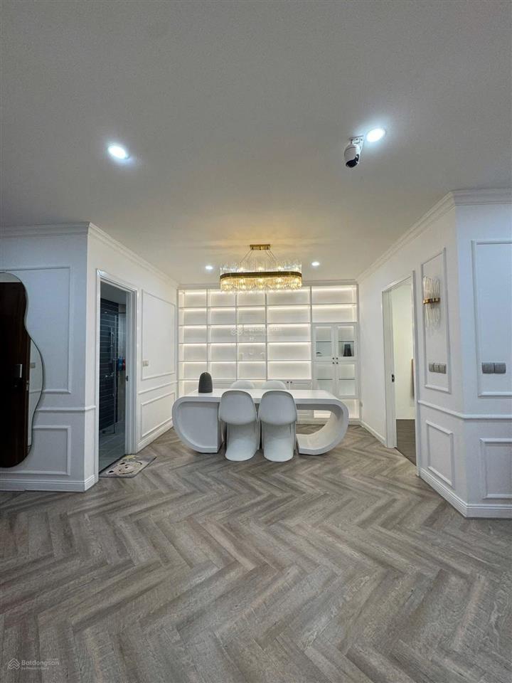 Bán căn hộ 3pn 2wc | giá 13tỷ2 | nội thất đẹp | có sổ hồng