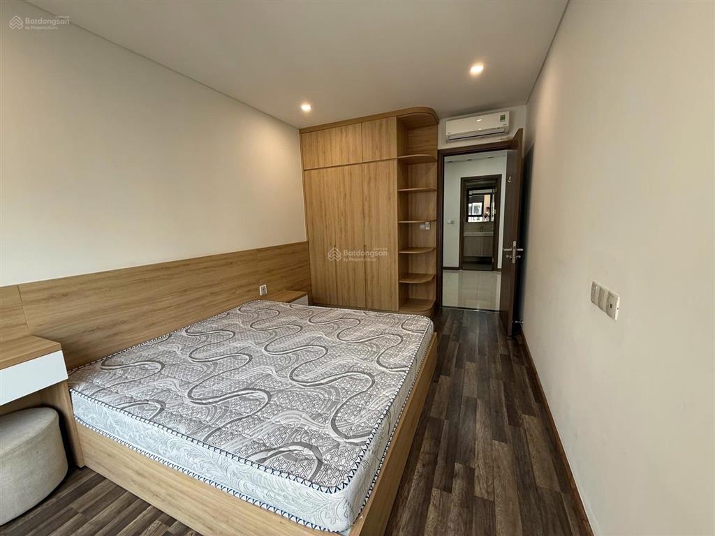 Cho thuê căn hộ 1pn + block iris view hồ bơi 500m