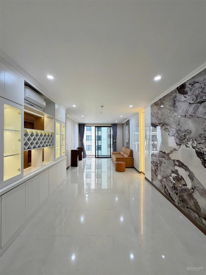 Bán căn hộ 3pn 105m2 đã có sổ hồng