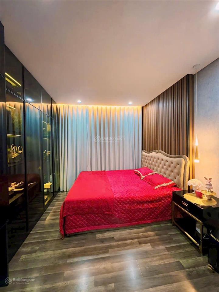 Cho thuê căn hộ 2pn 2wc nội thất cao cấp view đẹp