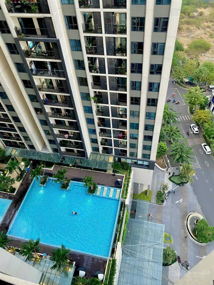 Bán căn hộ 1pn view hồ bơi 7,9 tỷ | đã có sổ hồng