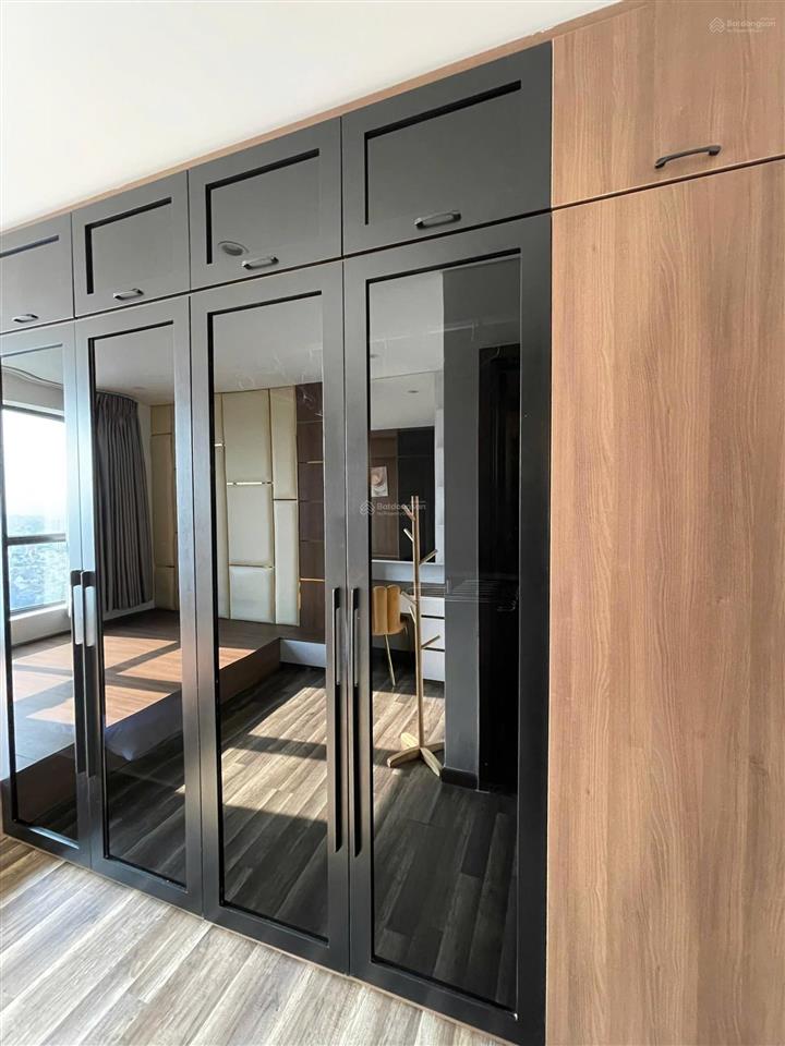 Bán căn hộ 2pn view hoàng hôn cực đẹp tầng trung