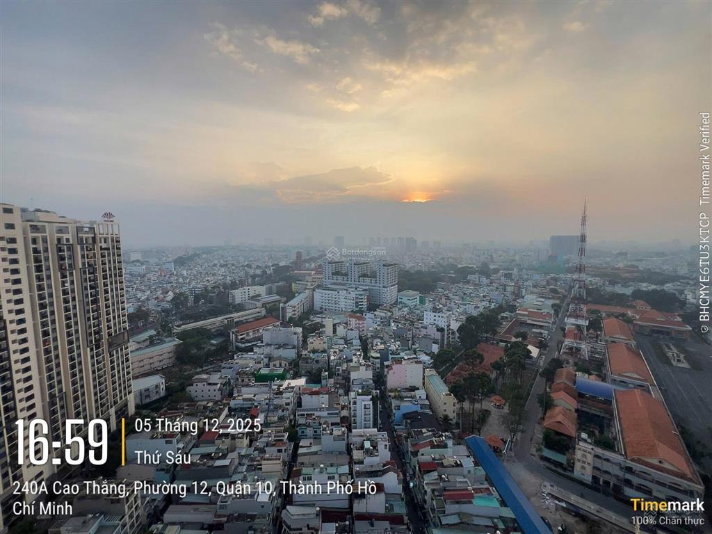 Bán căn hộ 2pn view hoàng hôn cực đẹp tầng trung