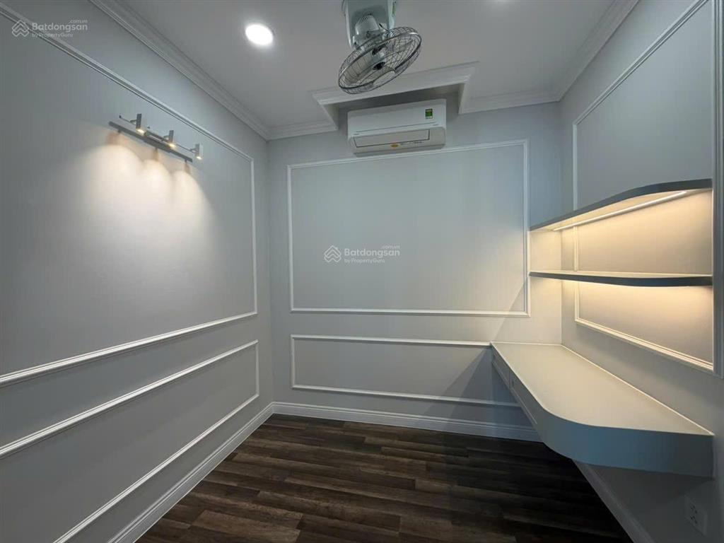 Bán căn hộ 3pn có sổ nội thất cao cấp nhận nhà ở ngay