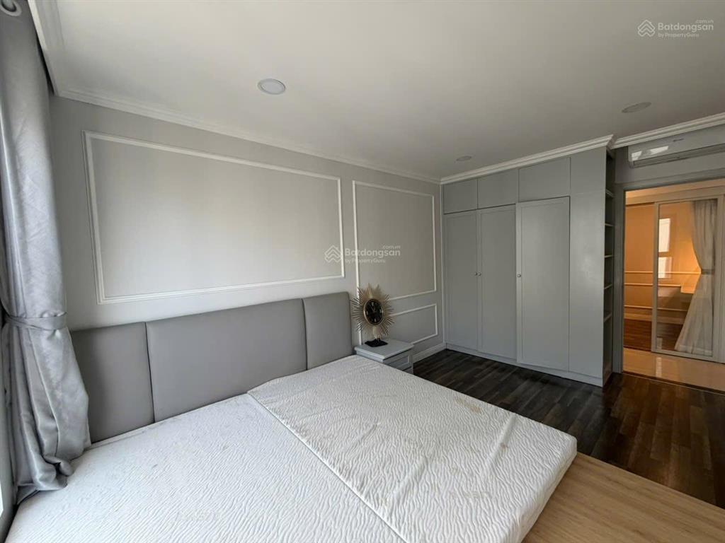 Bán căn hộ 3pn có sổ nội thất cao cấp nhận nhà ở ngay