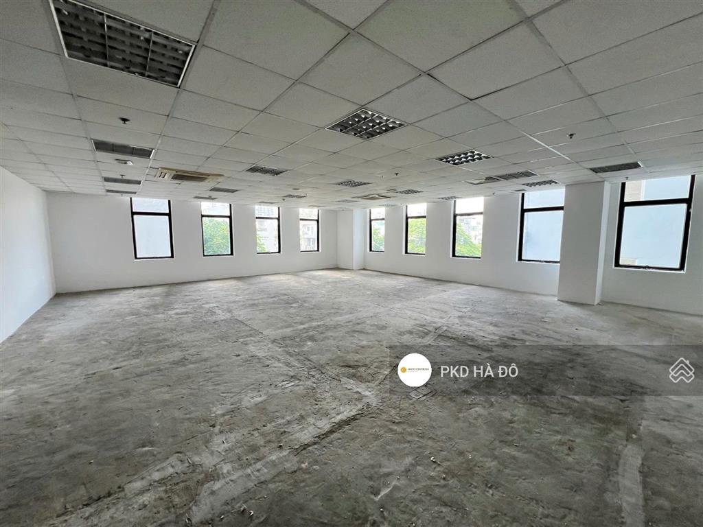 Cho thuê văn phòng đối diện sân bay tân sơn nhất, giá tốt, quản lý chuyên nghiệp  cđt 0933 626 ***
