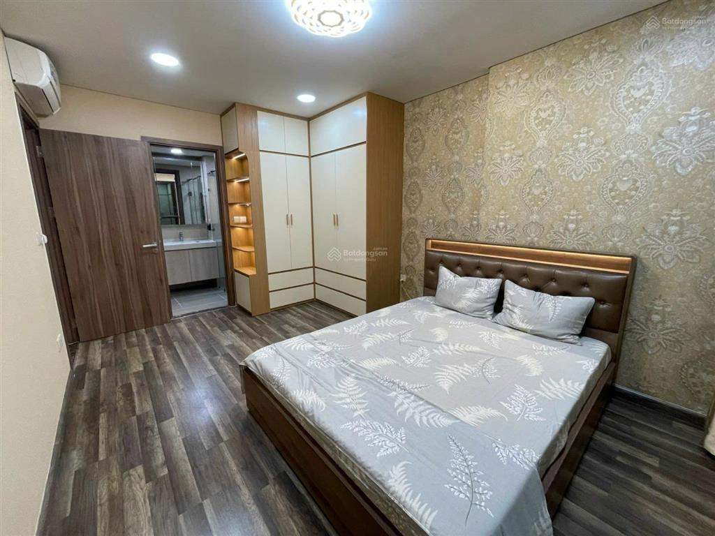 Bán / sang nhượng căn hộ 3pn giá chỉ 13,5 tỷ sổ hồng sẵn  xem nhà 0933 626 ***
