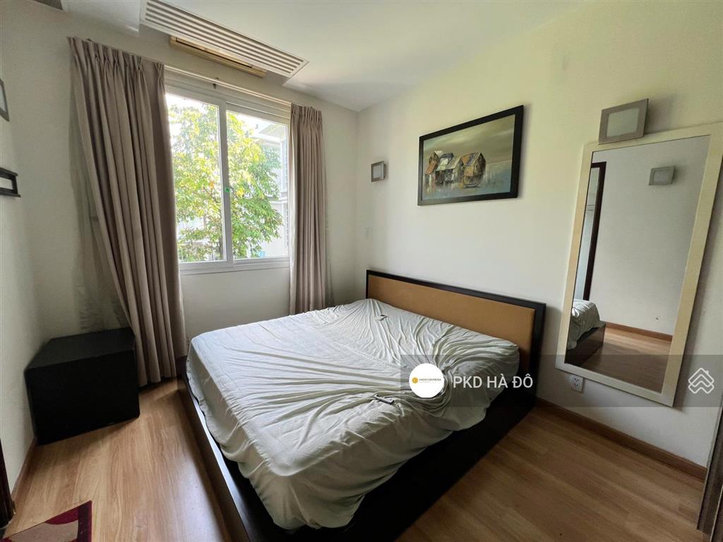 Cho thuê biệt thự đơn lập đậu 2 ô tô trung tâm quận 10  cđt 0933 626 ***