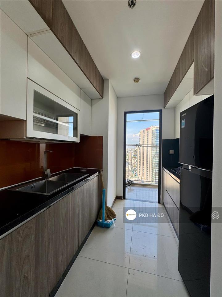 Cho thuê căn hộ 2pn 2wc căn góc view thoáng cực đẹp tại hà đô centrosa garden