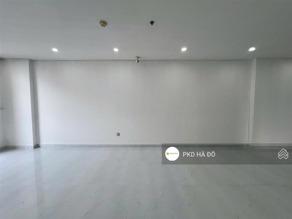 Kẹt vốn cần bán gấp căn hộ 2pn + hà đô centrosa garden quận 10 105m2 giá chỉ 12,2 tỷ