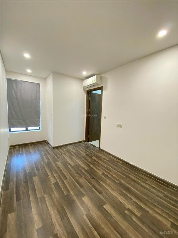Bán căn hộ 2pn 87m2 nội thất cơ bản chuẩn bị ra sổ giá 9,9 tỷ