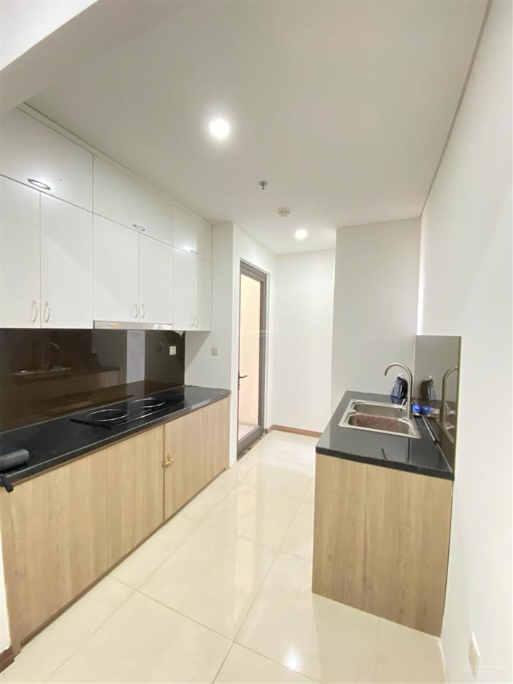 Bán căn hộ 2pn 87m2 nội thất cơ bản chuẩn bị ra sổ giá 9,9 tỷ