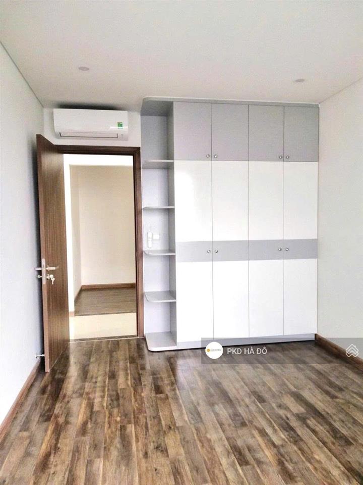 Cho thuê cc 3pn  2wc (105m2) giá chỉ 25 triệu tại hado centrosa garden