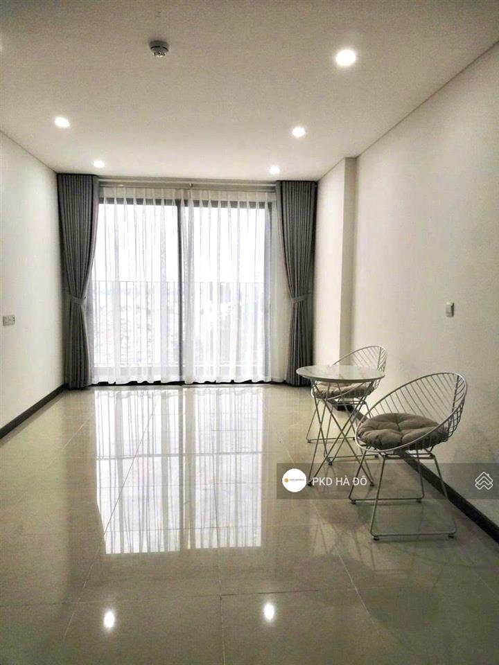 Cho thuê cc 3pn  2wc (105m2) giá chỉ 25 triệu tại hado centrosa garden