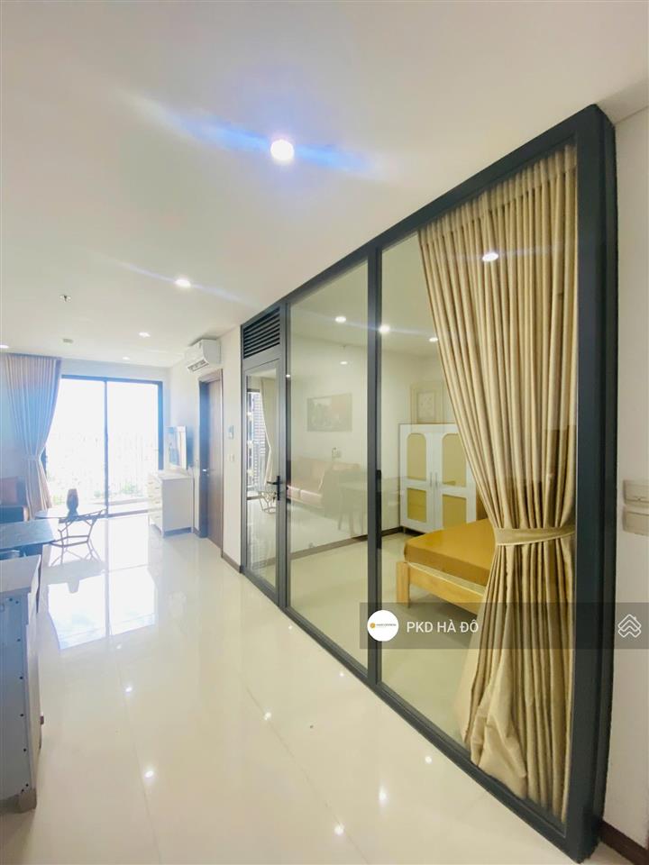 Cho thuê căn hộ 2pn, 1wc, 61m2 tại hado centrosa garden, giá tốt, quận 10, tp.hcm