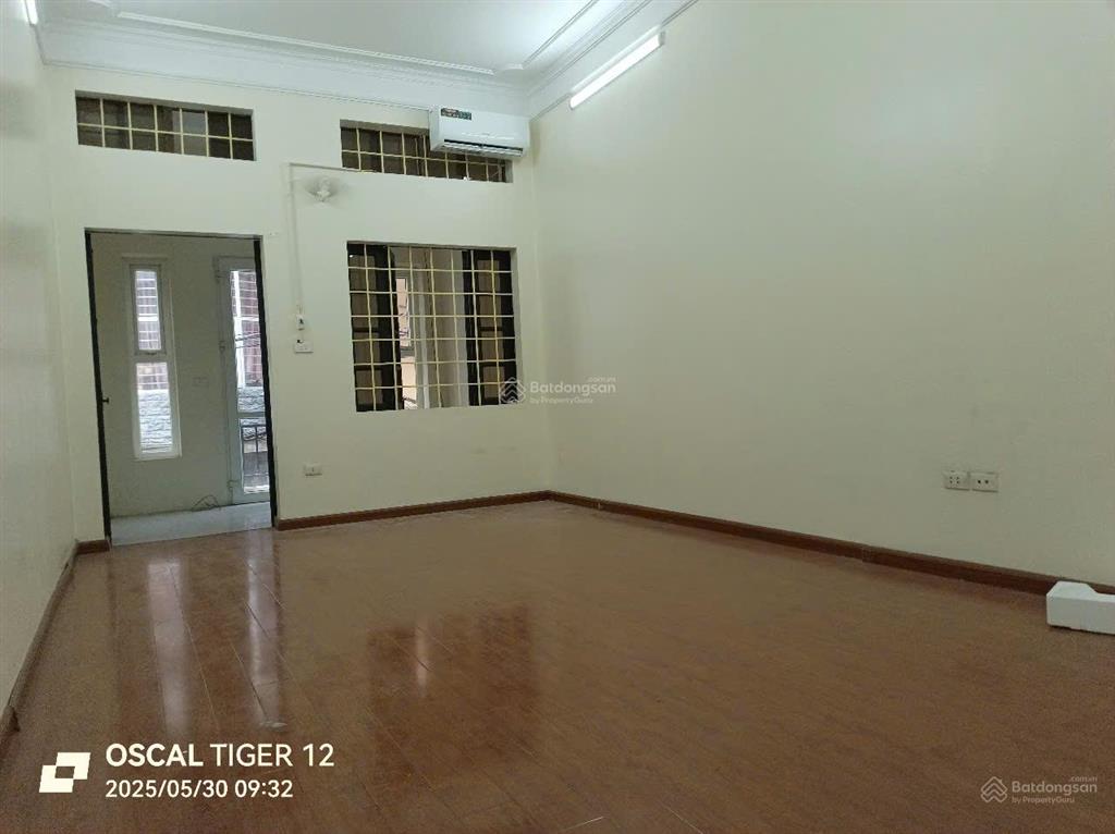 Bán nhà riêng phạm văn đồng, đối diện bộ công an, 63m2, 4 tầng ô tô đỗ cửa, 02 mặt ngõ, 0985 779 ***