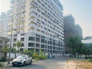 Bán gấp căn góc 2 phòng ngủ, tầng 10, view đẹp, giá tốt đã bao gồm đầy đủ vat & kinh phí bảo trì