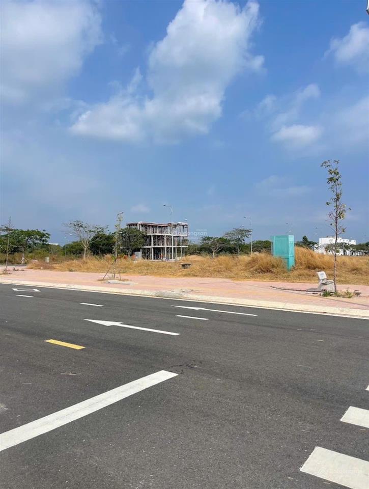 Bán đất nền dự án tại sunflower city, 2 tỷ, 150m2, đường 30m rộng rãi