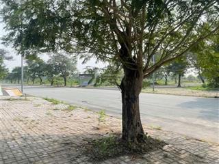 Bán gấp đất vị trí đẹp, đối diện tttm, sunflower city, 2,2 tỷ, 161m2