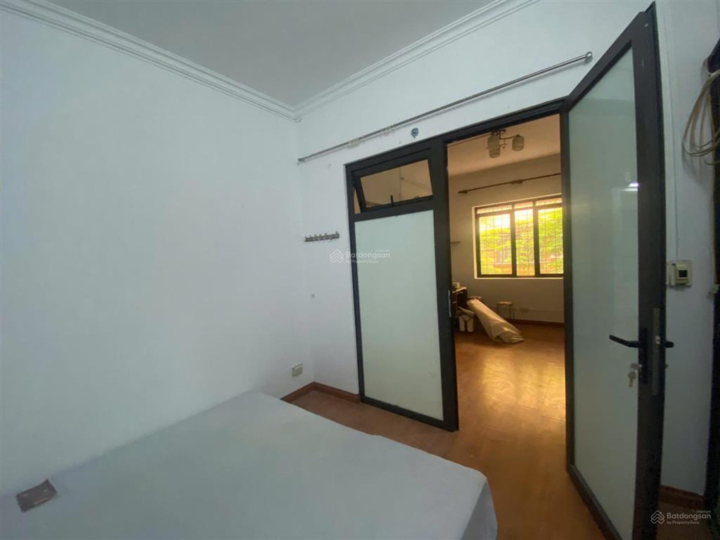 Chính chủ cho thuê căn góc 2 phòng ngủ, tầng 2 tòa b khu 7.2 ha vĩnh phúc  ba đình