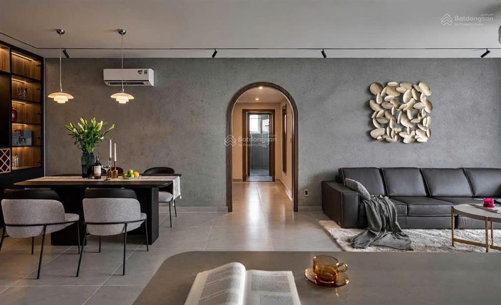 Hot! riverpark 1 căn 135m2 3pn đẹp lung linh sổ hồng 16,6 tỷ